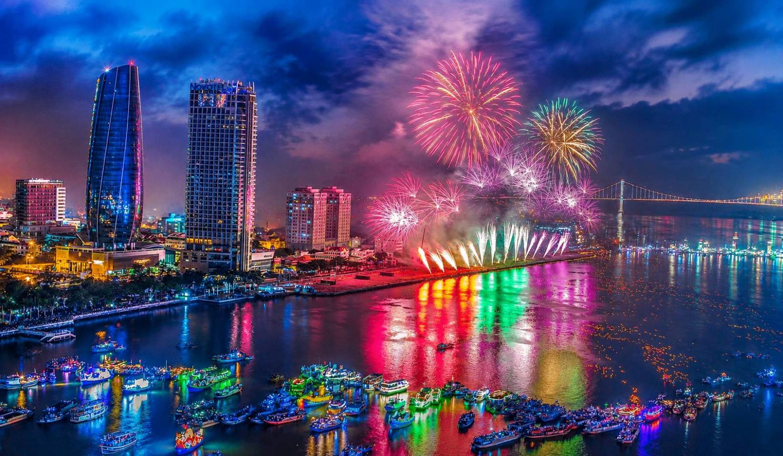 Lễ hội Danang Summer Fest 2026 đang diễn ra rất sôi động tại Cung hội nghị quốc tế Ariyana Đà Nẵng (20/08 – 23/08/2026)